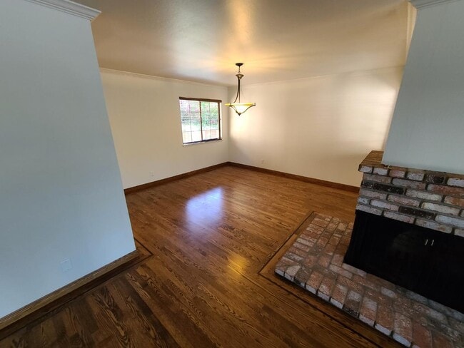 Building Photo - 717 Melissa Ct