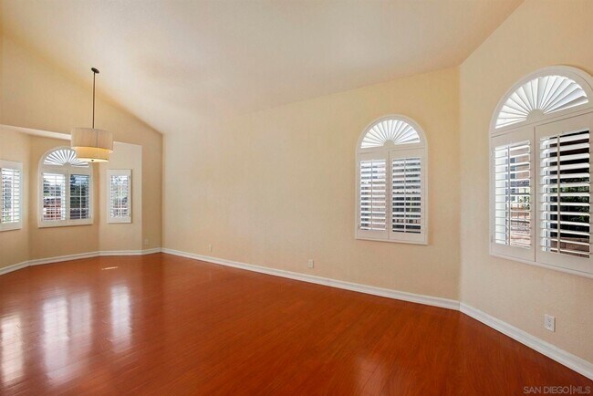 Building Photo - 4 Bedroom/2.5 Bathroom Home in Poway with ...