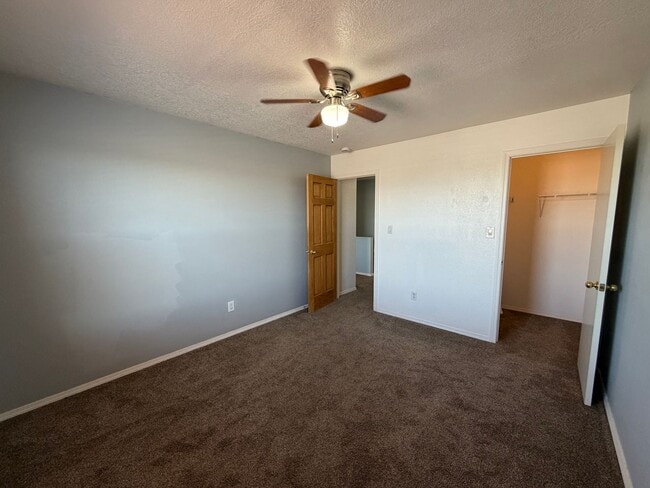 Building Photo - 6227 Castle Dome Pl NW