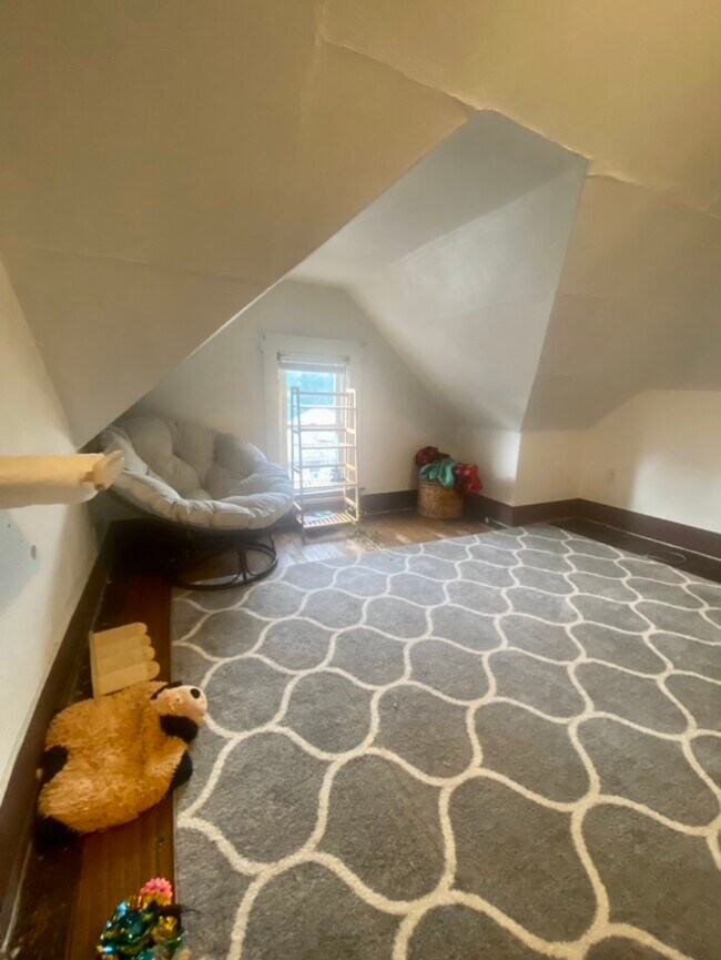 Building Photo - 113 Maryland St