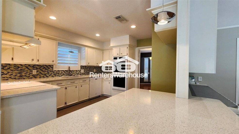 Building Photo - 4903 Wind Chimes Dr