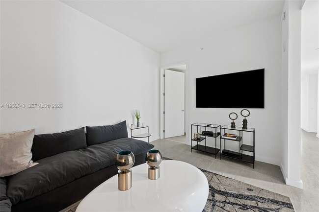 Building Photo - 851 NE 1st Ave