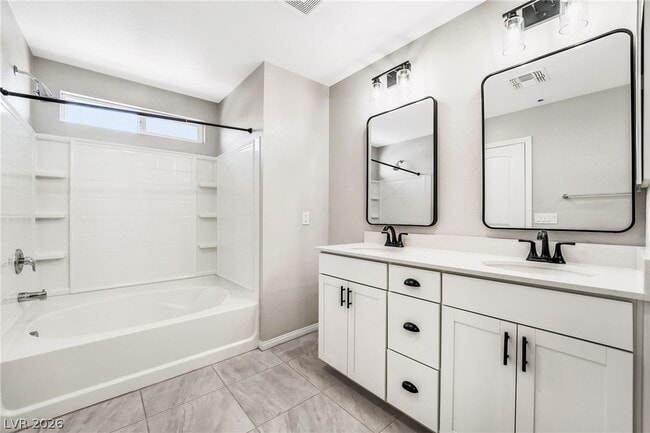 Building Photo - 2475 Piacenza Pl