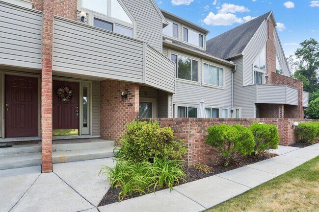 Primary Photo - Coming Soon -This is a Must See 2 Bedroom ...