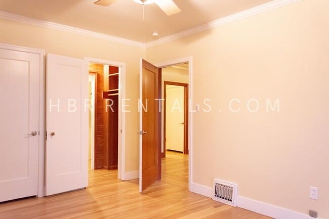 Building Photo - Charming Single-Story Home in the Heart of...