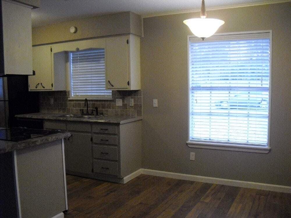 Building Photo - 4310 Idalou Dr