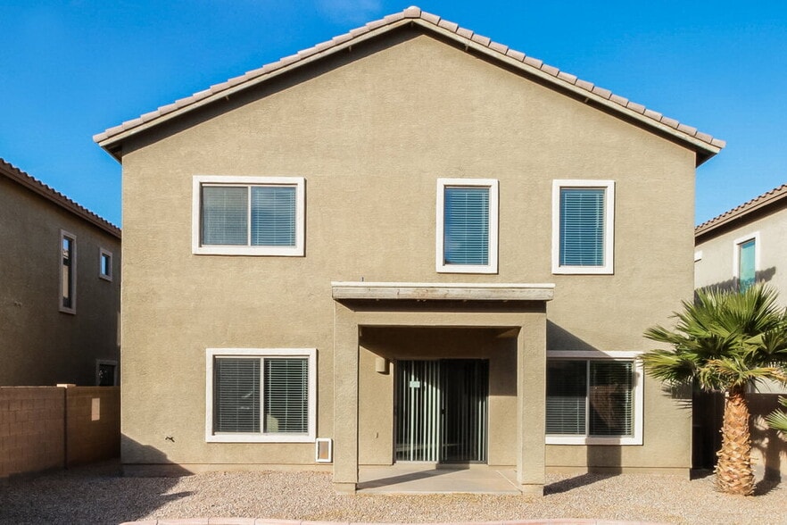 Building Photo - 735 W Fruit Tree Ln