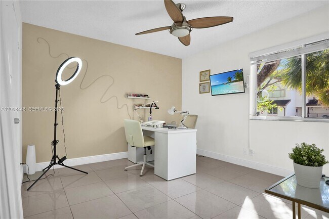 Building Photo - 9503 SW 140th Ct