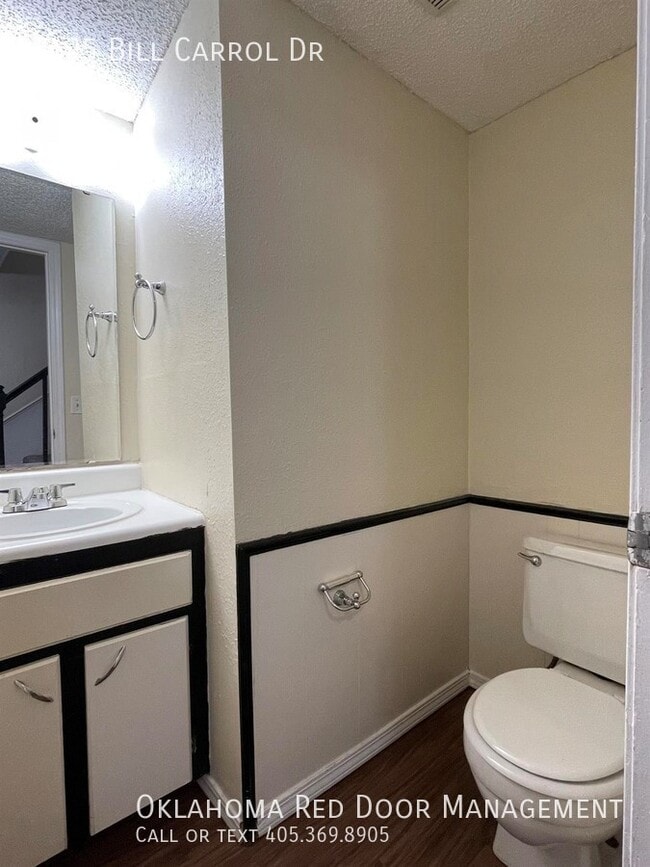 Building Photo - 1425 Bill Carrol Dr