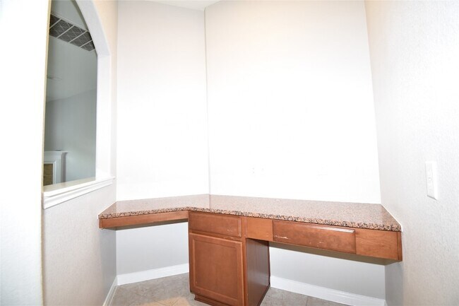 Building Photo - 4527 Ferndale Meadows Dr