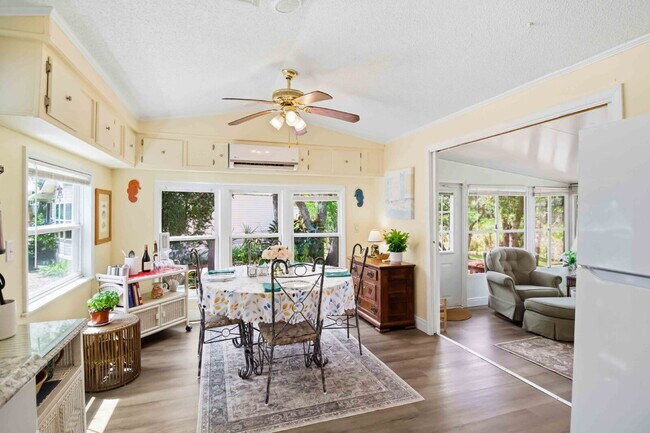 Building Photo - "Ramblers Rest Resort - 1 bed 1 bath home"