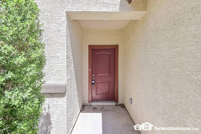 Building Photo - Recently updated 3 Bed, 2 Bath home in Tuc...