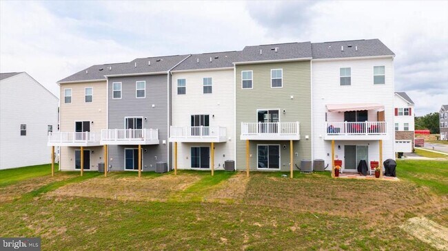Building Photo - 190 Sioux Lp