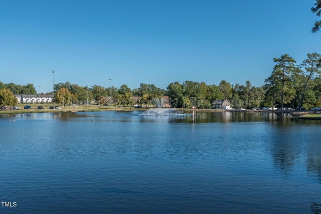 Building Photo - 102 N Dunn St