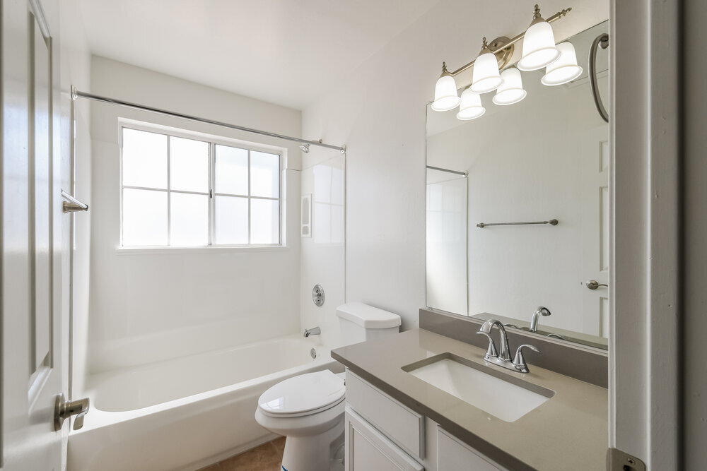 Building Photo - 2345 E Gelding Dr