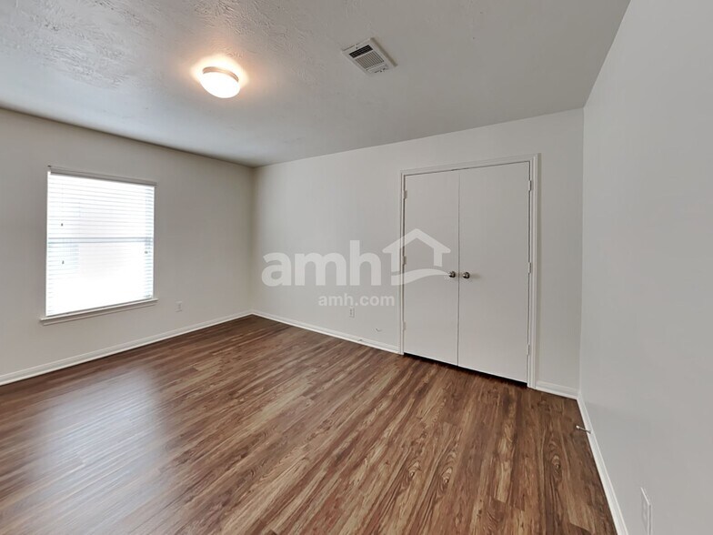 Building Photo - 21326 Carleen Creek Trl