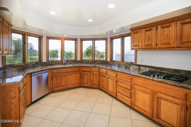 Building Photo - 4554 Rayburn St