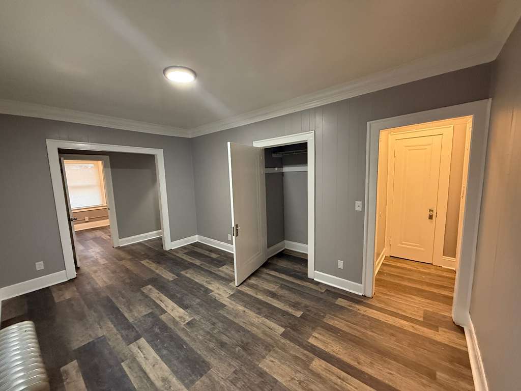 Building Photo - 392 E 147th St