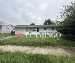 Building Photo - 1428 Graystone Dr