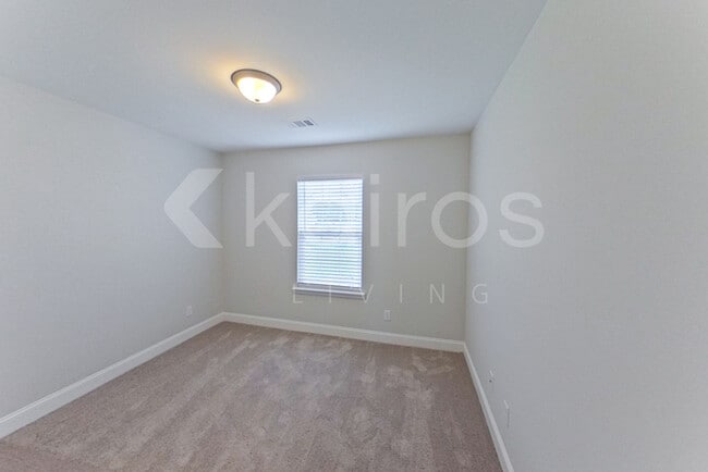 Building Photo - 112 Mountain Holly Rd.