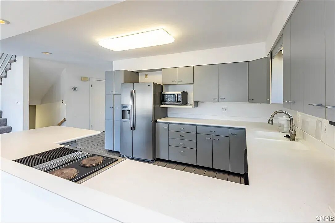 Building Photo - 7520 Spectrum Way