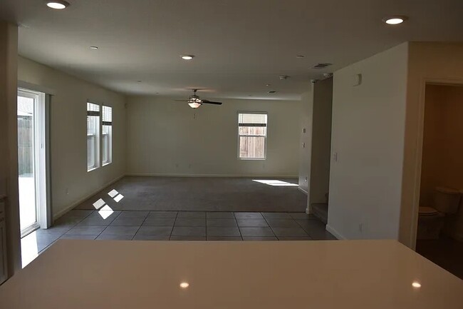 Building Photo - 344 Moab Rim Ct