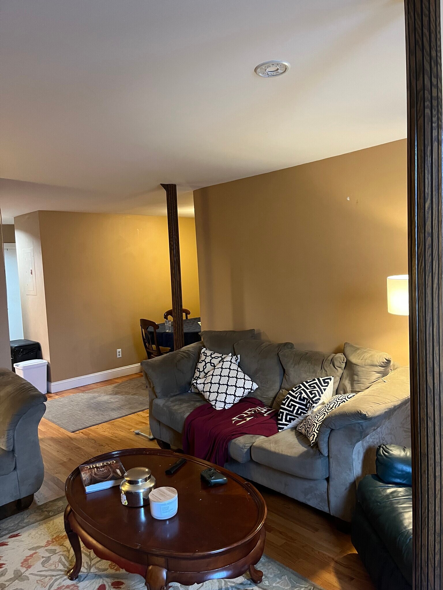 Building Photo - 31 Brainerd Rd