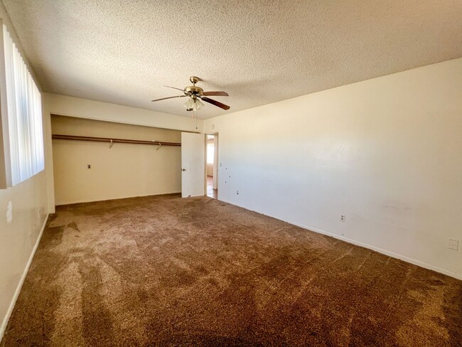 Building Photo - Cute 3 bedroom 2 bath in Desert Heights