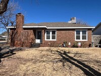 Building Photo - Coming Soon! Charming 3-Bedroom Rent Home ...