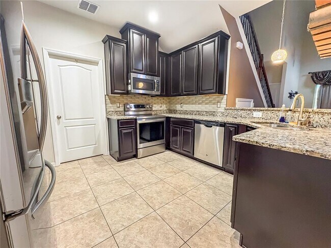 Building Photo - 10846 Verawood Dr