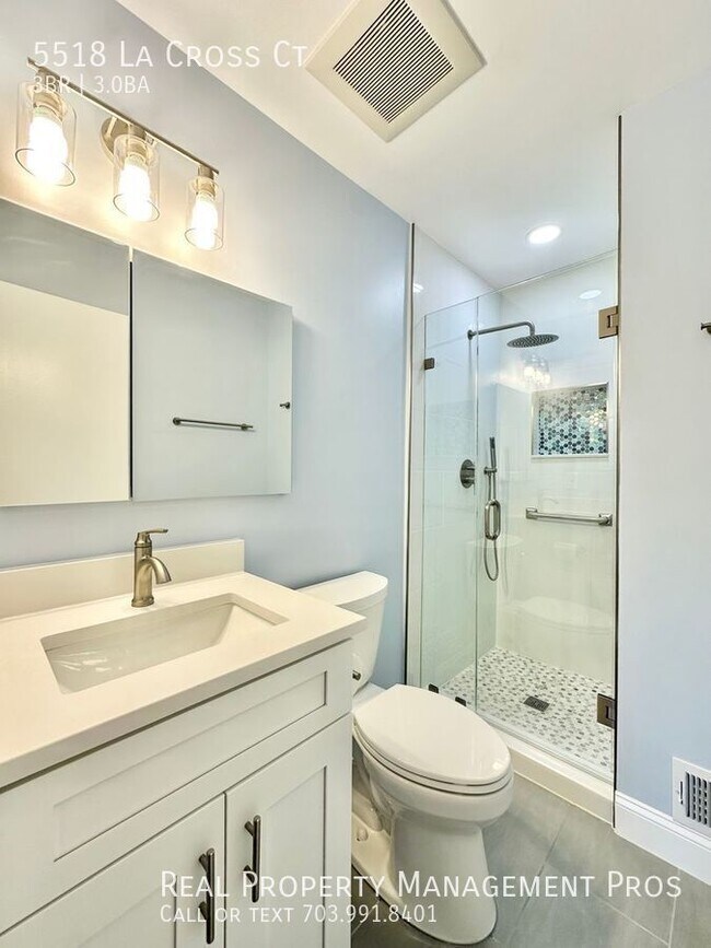 Building Photo - 5518 La Cross Ct