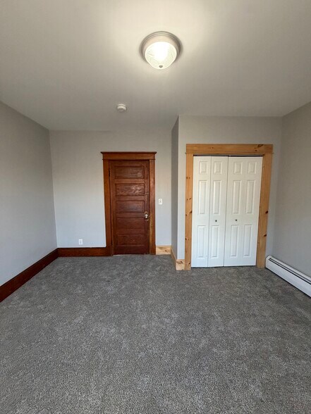 Building Photo - 150 Kinsley St