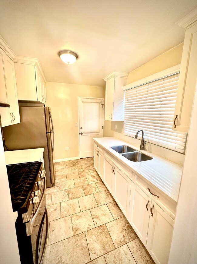 Updated Kitchen - 1729 Raymond Hill Rd