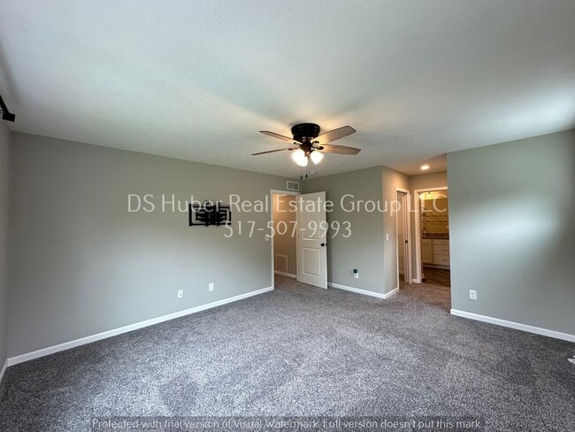 Building Photo - 2960 Medinah Dr