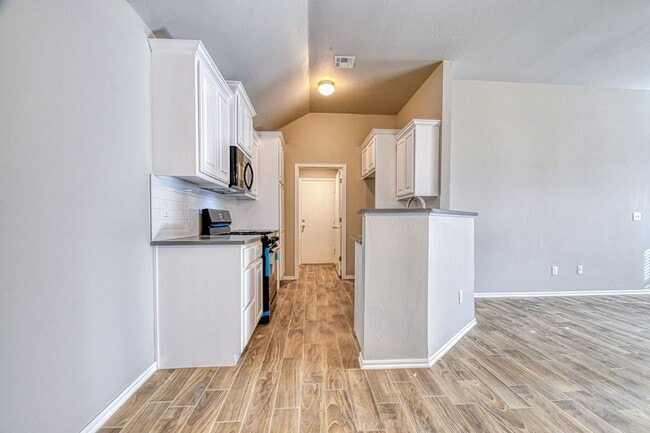 Building Photo - Beautiful New Construction Home!