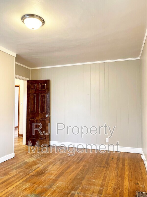 Building Photo - 3268 E Rosita Cir