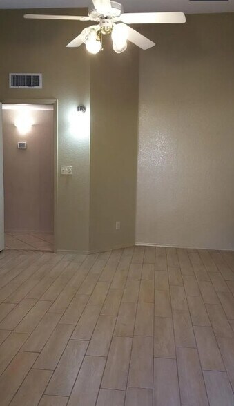 Building Photo - 8431 E Heath Ct