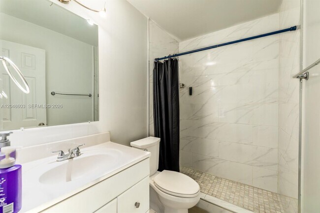 Building Photo - 2610 W 65th St