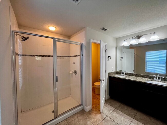 Building Photo - 7506 Aloma Pines Ct
