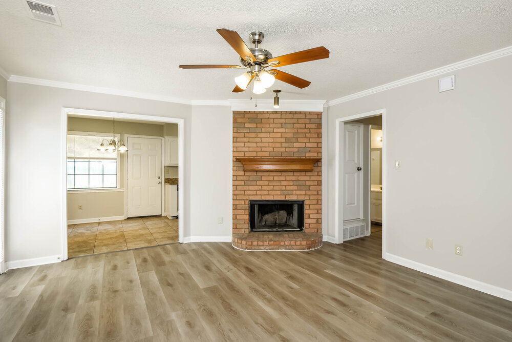 Building Photo - 4805 Gadwall Dr W