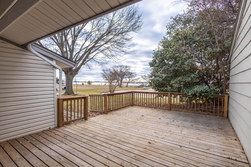 Building Photo - 6710 La Costa Dr