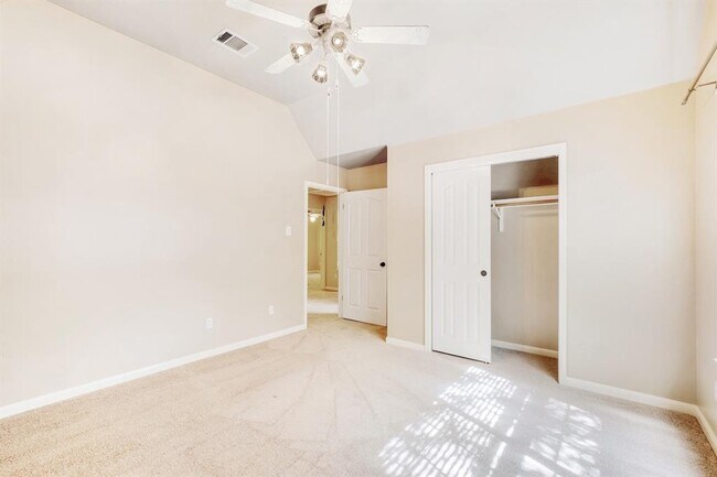 Building Photo - 30103 Wingfoot Cove