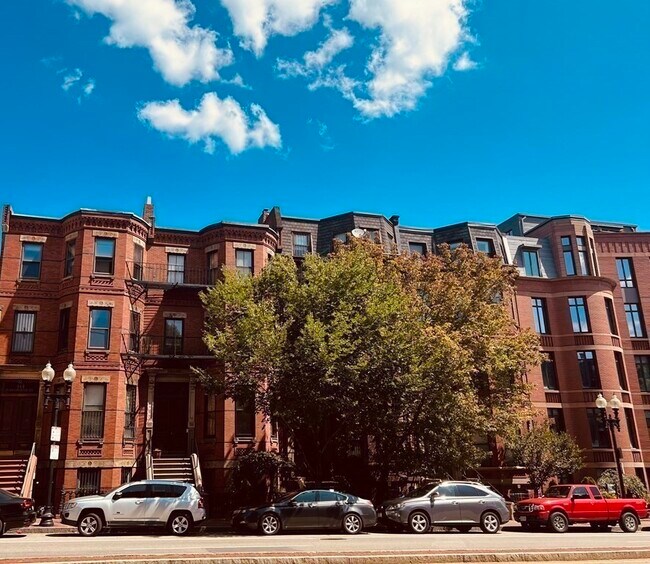 Building Photo - 416 Massachusetts Ave