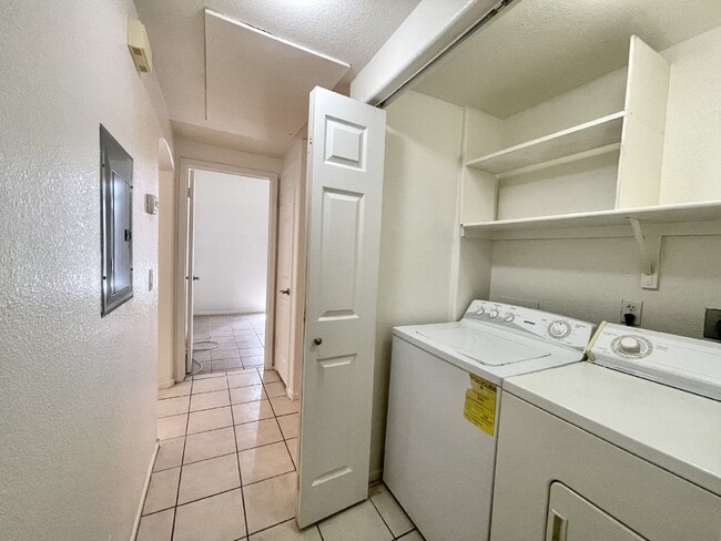 Building Photo - DOWNSTAIRS GREEN VALLEY CONDO | COVERED PATIO | COMMUNITY POOL + FITNESS CENTER