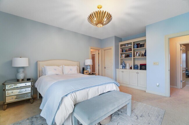 Building Photo - 6655 Traquair Pl