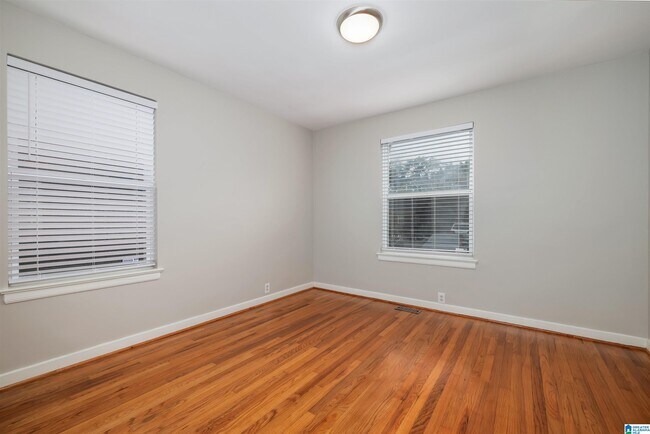 Building Photo - 2504 Mountain Brook Cir