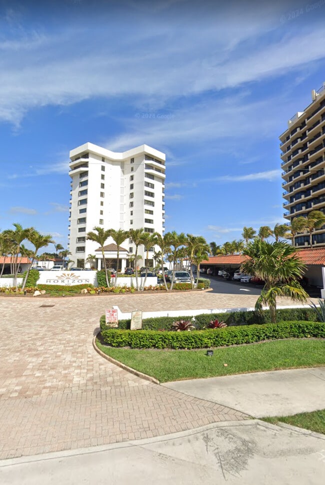 Primary Photo - 600 Ocean Dr