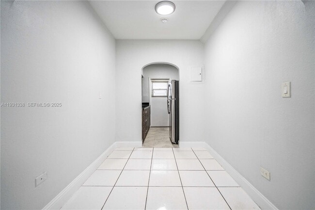 Building Photo - 400-481 81st St