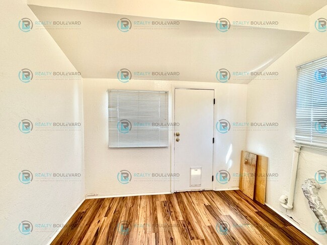 Building Photo - Charming 2-bedroom, 1-bathroom house near the Truckee river