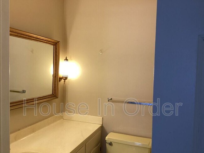 Building Photo - 112 Crooked Creek Rd